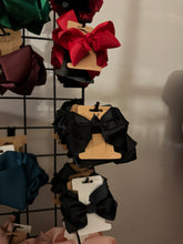 Load image into Gallery viewer, 3" Bows